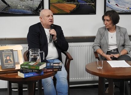 Spotkanie autorskie z Maciejem Siembiedą